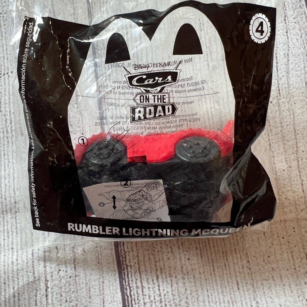 NWOT McDonald’s Disney Pixar Cars‎ On The Road Lightning McQueen #4 Sealed